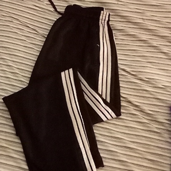 Adidas women's collection size small new color black and White outline for jog - Picture 5 of 9